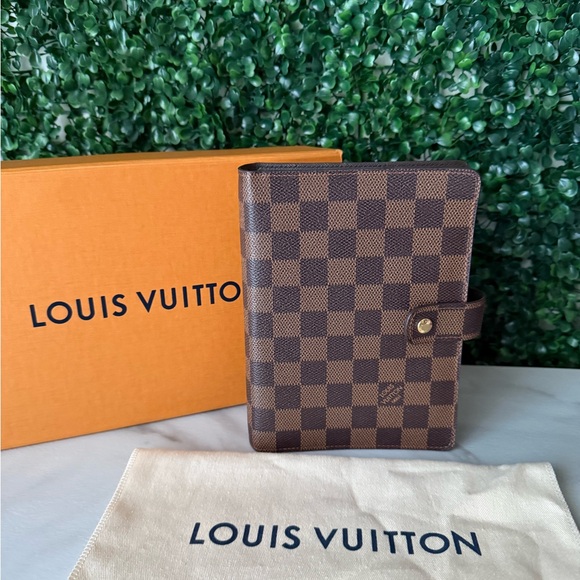 Louis Vuitton Handbags - Louis Vuitton Damier Ebene Agenda MM Authentic FINAL PRICE